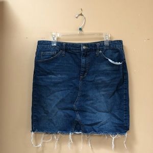 BARELY WORN denim skirt